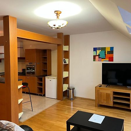 Dependance Patriot Trnava Otel Dış mekan fotoğraf