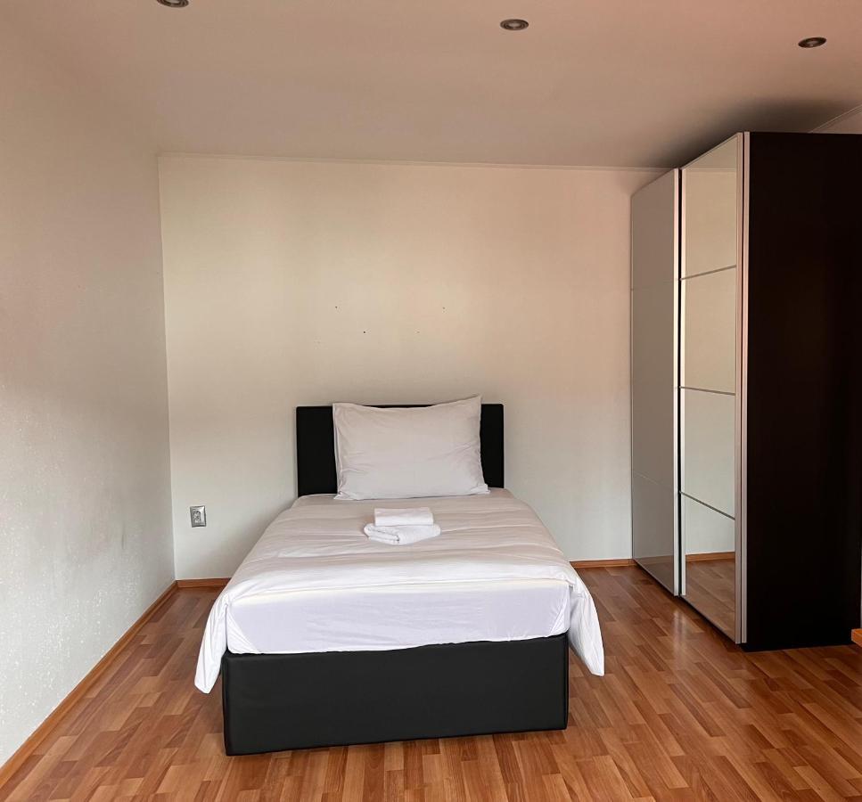 Dependance Patriot Trnava Otel Dış mekan fotoğraf