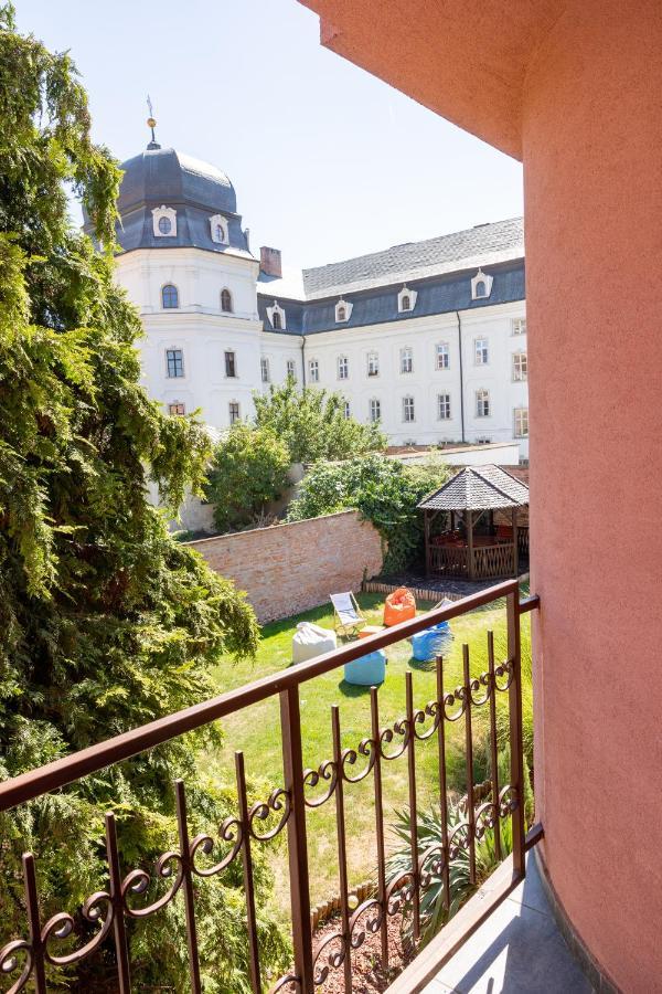 Dependance Patriot Trnava Otel Dış mekan fotoğraf