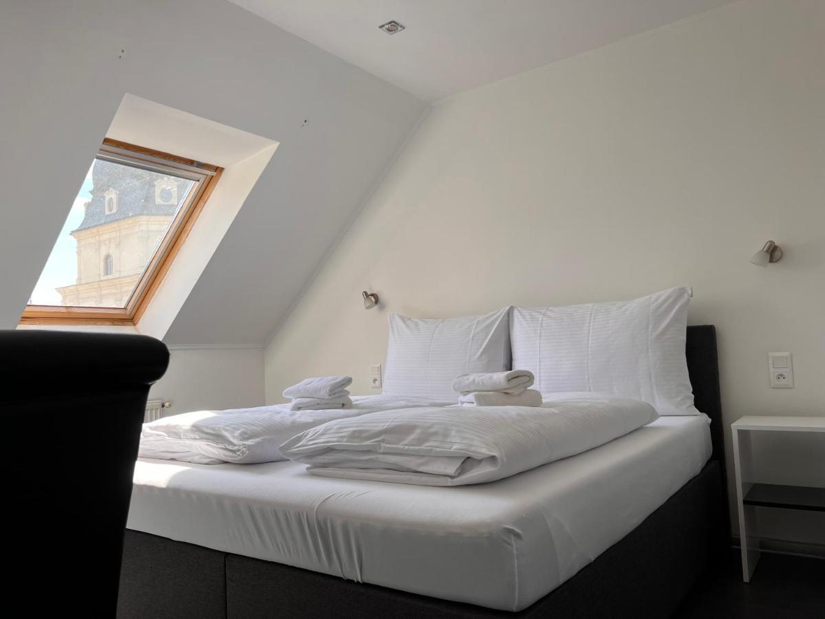 Dependance Patriot Trnava Otel Dış mekan fotoğraf
