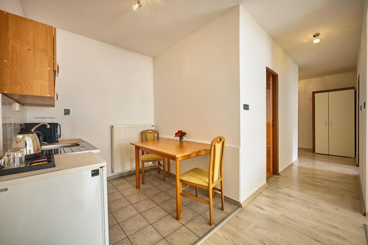 Dependance Patriot Trnava Otel Dış mekan fotoğraf
