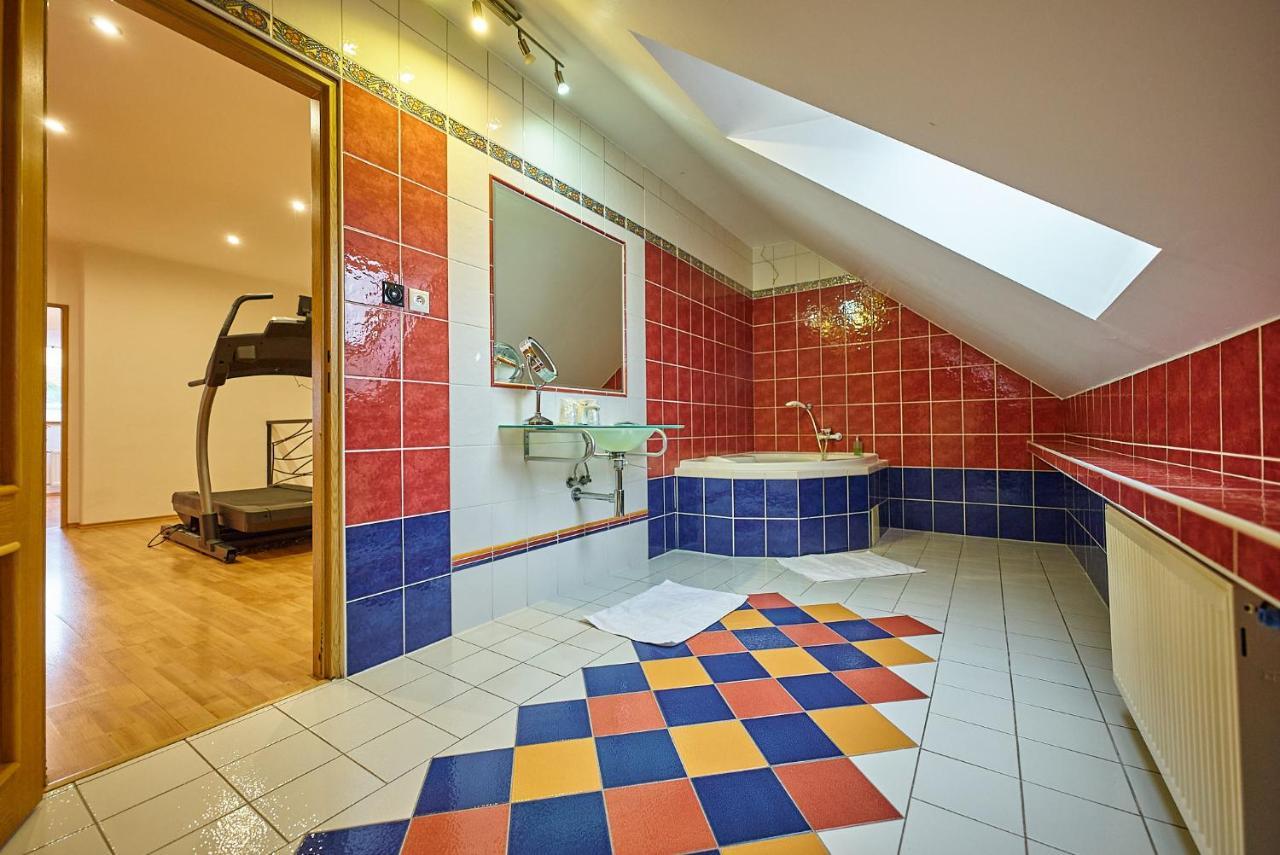 Dependance Patriot Trnava Otel Dış mekan fotoğraf