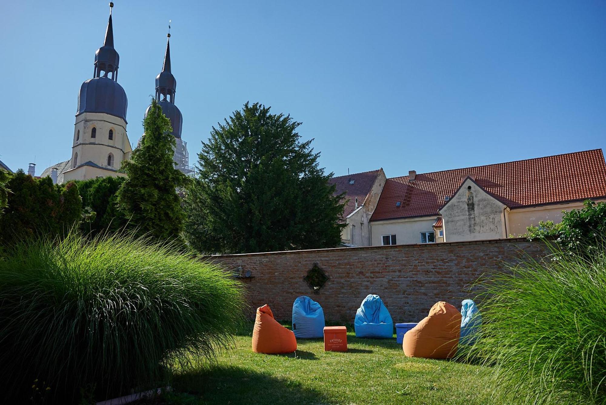 Dependance Patriot Trnava Otel Dış mekan fotoğraf