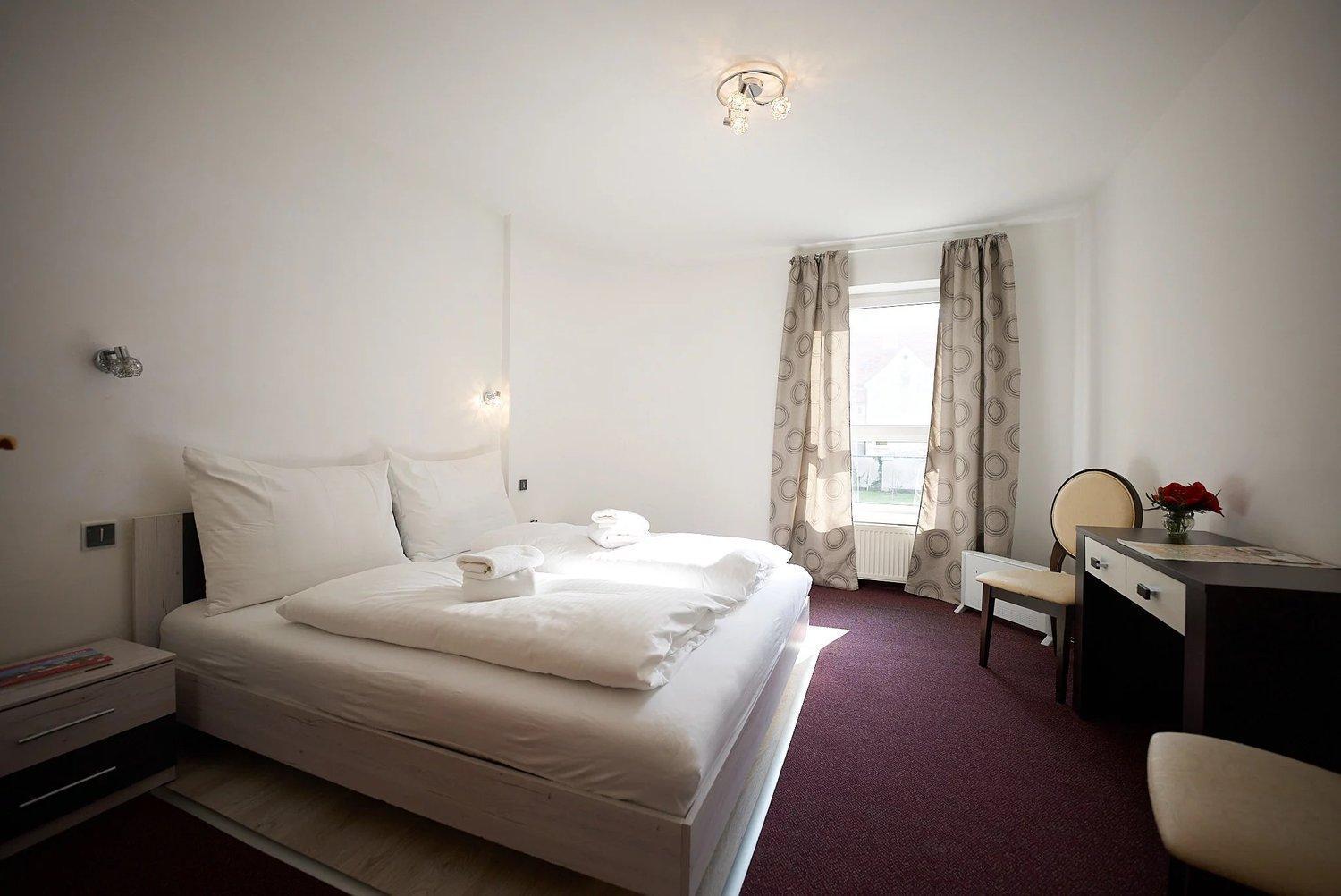 Dependance Patriot Trnava Otel Dış mekan fotoğraf